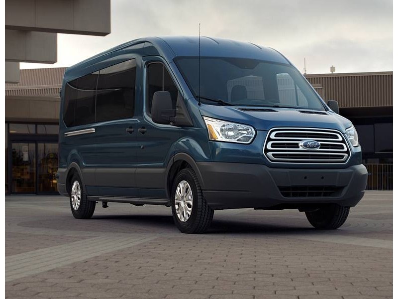 Ford Transit 8+1